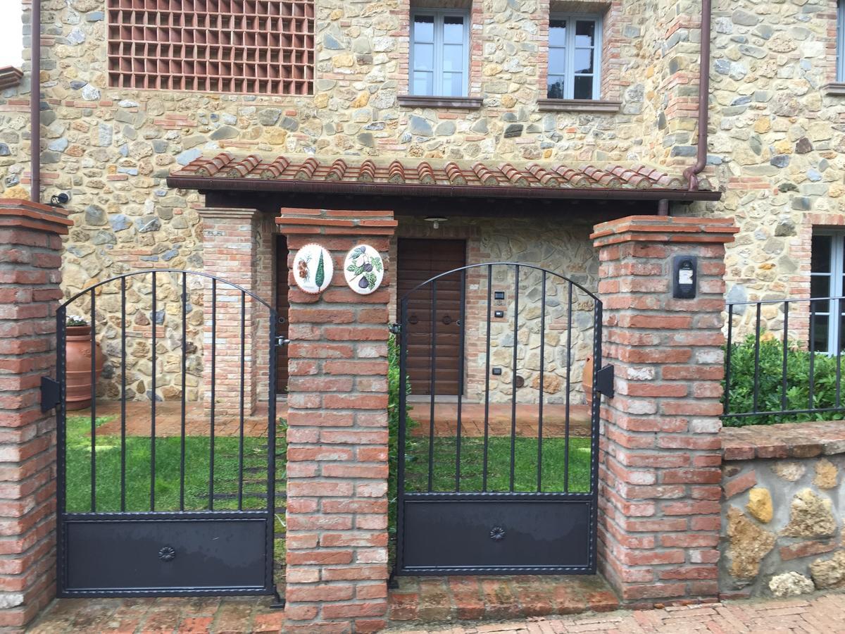 Borgo In Chianni Appartement Buitenkant foto
