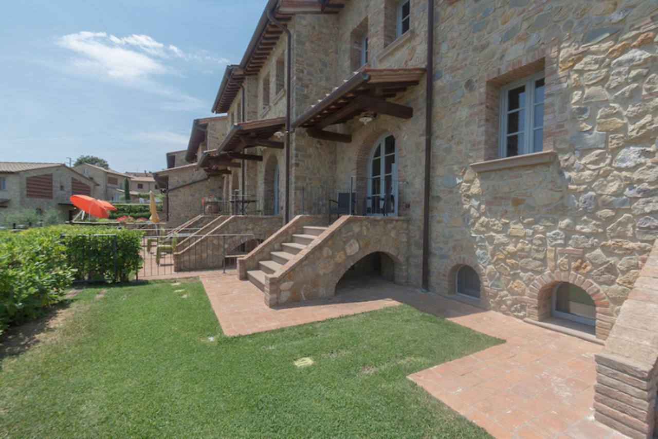 Borgo In Chianni Appartement Buitenkant foto