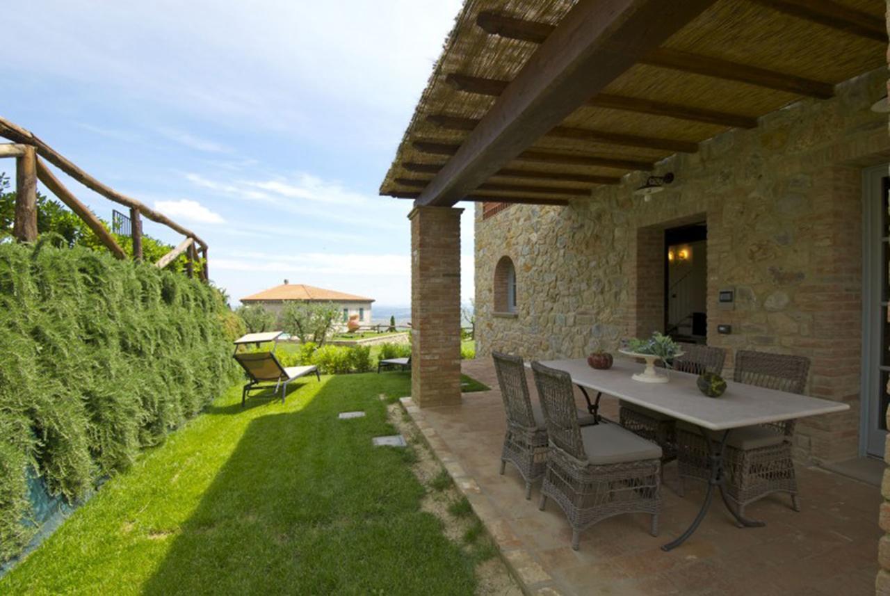 Borgo In Chianni Appartement Buitenkant foto