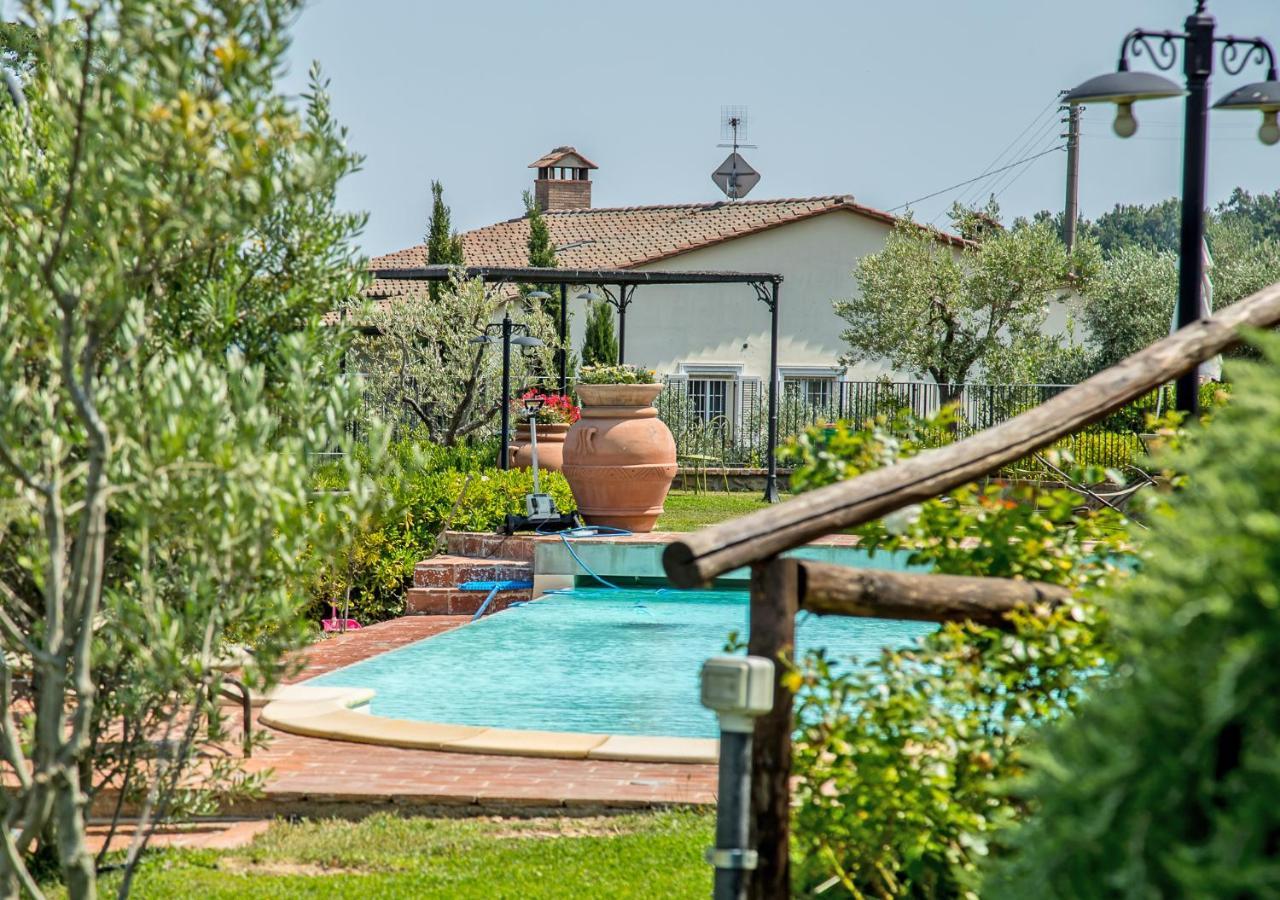 Borgo In Chianni Appartement Buitenkant foto